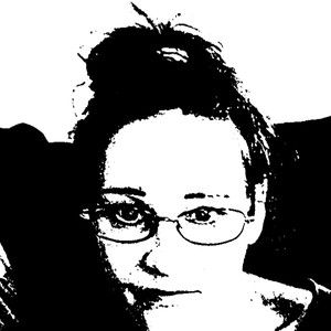 Meet your Posher, Elaine